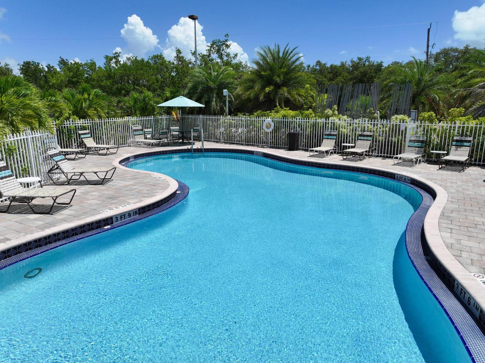 Tower 2 Master Suites, 2 Kings Beds, Marina Key Largo Exterior photo